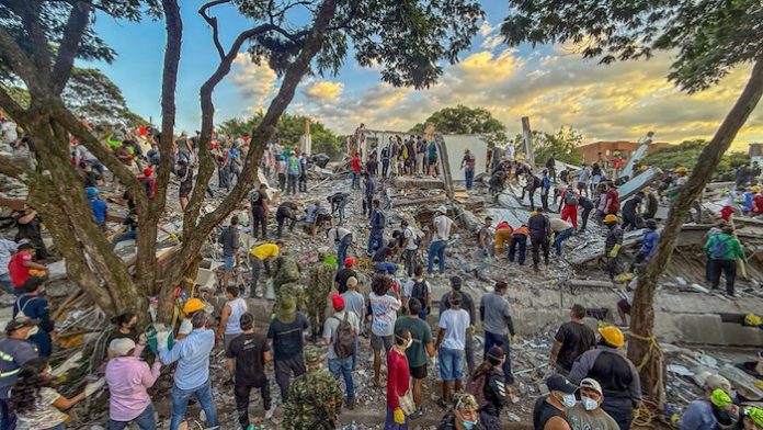 Colombia estima pérdidas preliminares por terremoto de 7.500 millones de dólares