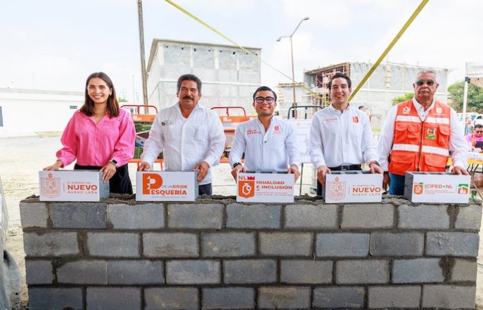 Félix Arratia lleva a Pesquería comedor comunitario, pavimentación y 450 apoyos sociales