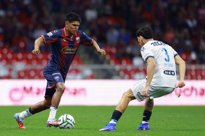 Rayados vuelve a decepcionar: Atlante exhibe sus carencias y le gana 4-2