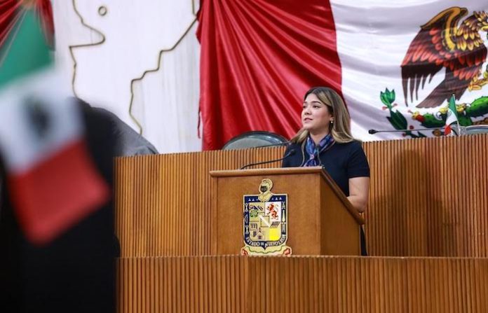 Congreso de Nuevo León se iluminará de azul turquesa por la disautonomía