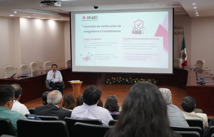 Elecciones 2027: INE advierte retos por inteligencia artificial, redes sociales y 176 mil casillas