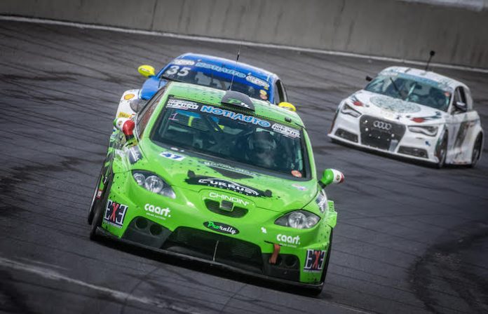 Jonathan Briseño gana en Puebla y fortalece su liderato en la BYD México Racing Cup