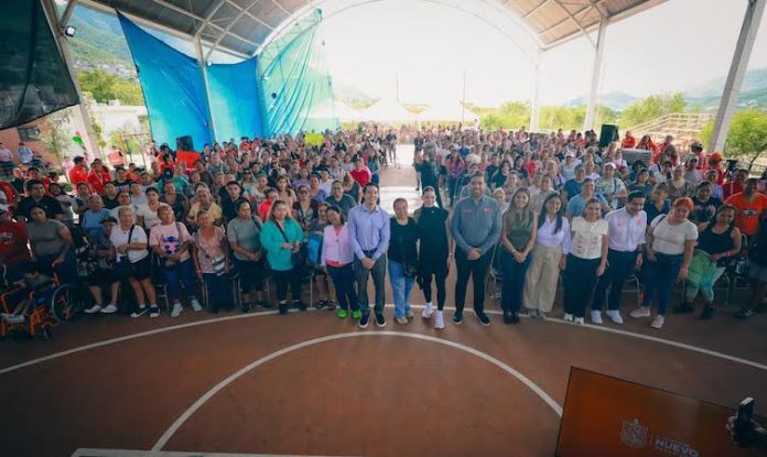 Amplían apoyos para mujeres con movilidad gratuita y ayuda económica en Nuevo León