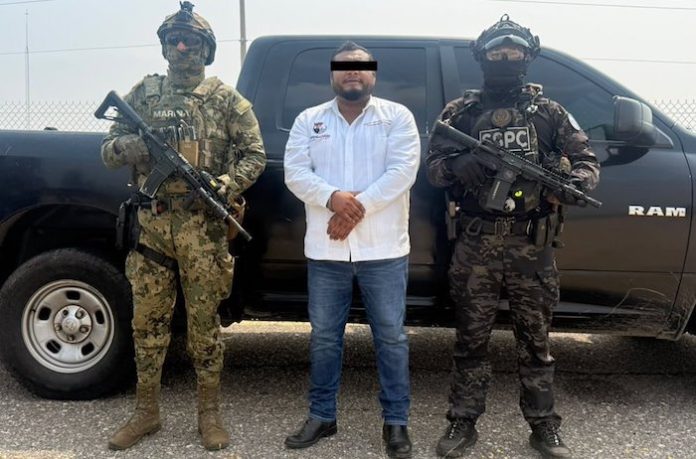 Detienen a alcalde de Juchitán y estallan protestas en puntos estratégicos del Istmo
