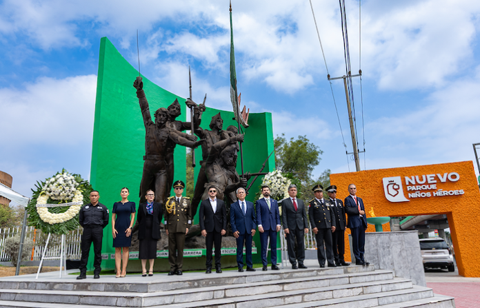 Samuel García llama a construir un mejor Nuevo León durante homenaje a los Niños Héroes