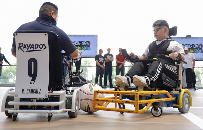 Powerchair lleva al Museo de Historia Mexicana las historias de quienes juegan futbol en silla motorizada