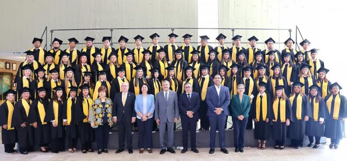 UANL llama a sus egresados de Inclusión Social a continuar sus estudios profesionales