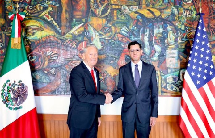 Canciller de México y embajador de EU se reúnen para abordar temas de seguridad