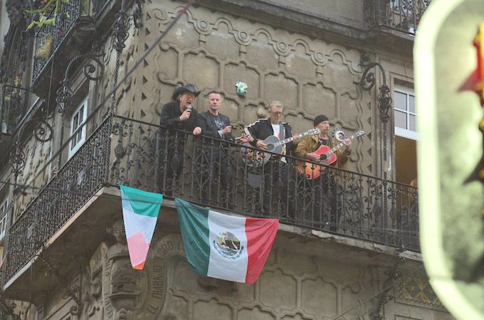 U2 anuncia tercera fecha en México para 2027