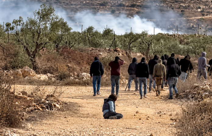 The Washington Post denuncia que colonos israelíes atacaron a su fotógrafa en Cisjordania