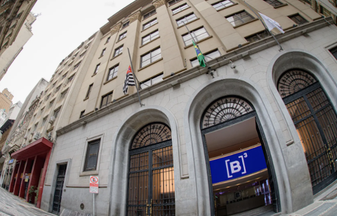 Bolsa de São Paulo cierra con la mayor subida en seis años tras éxito de Flávio Bolsonaro