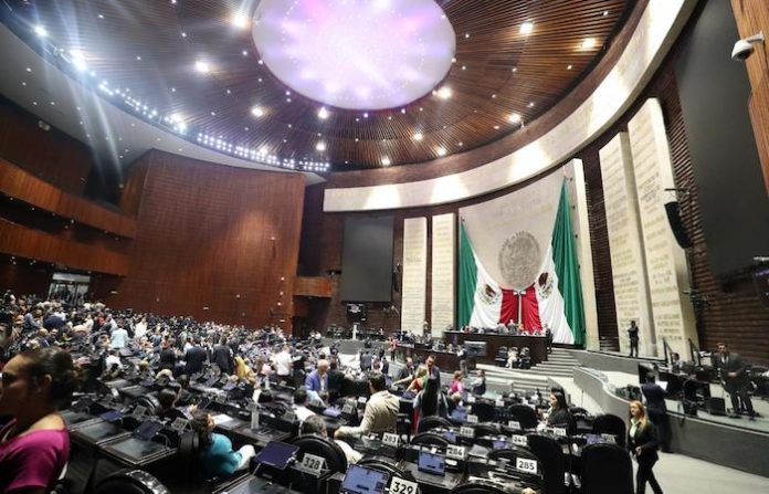 Deuda por 1.7 billones de pesos y nuevos cobros: las claves del paquete económico 2027