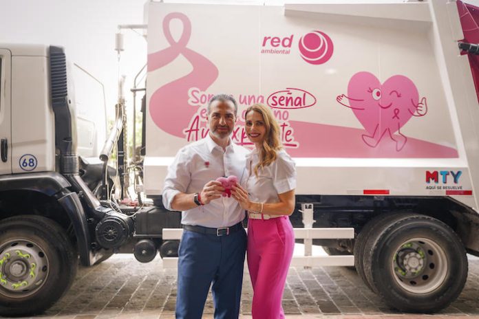 Camiones recolectores de Monterrey se pintan de rosa para promover la prevención del cáncer de mama