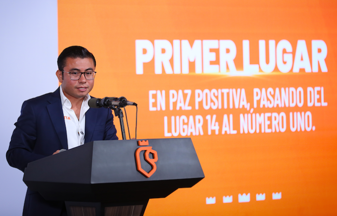 Félix Arratia pone fecha a la meta de erradicar la pobreza alimentaria en Nuevo León
