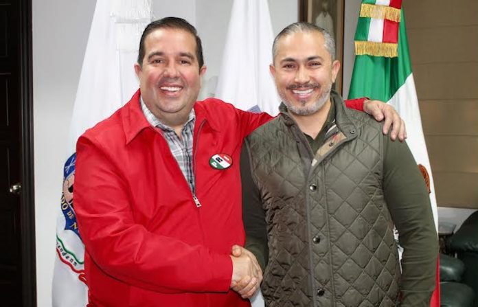 Víctor Govea deja Morena y se suma al PRI en Nuevo León