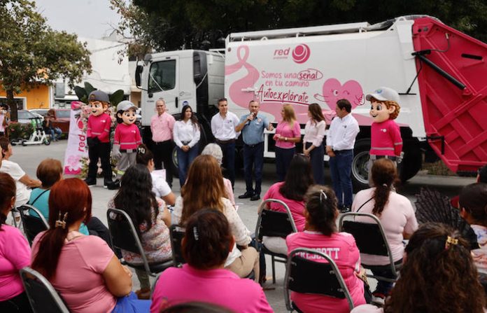 Guadalupe promueve la autoexploración y entrega vales para mastografías gratuitas