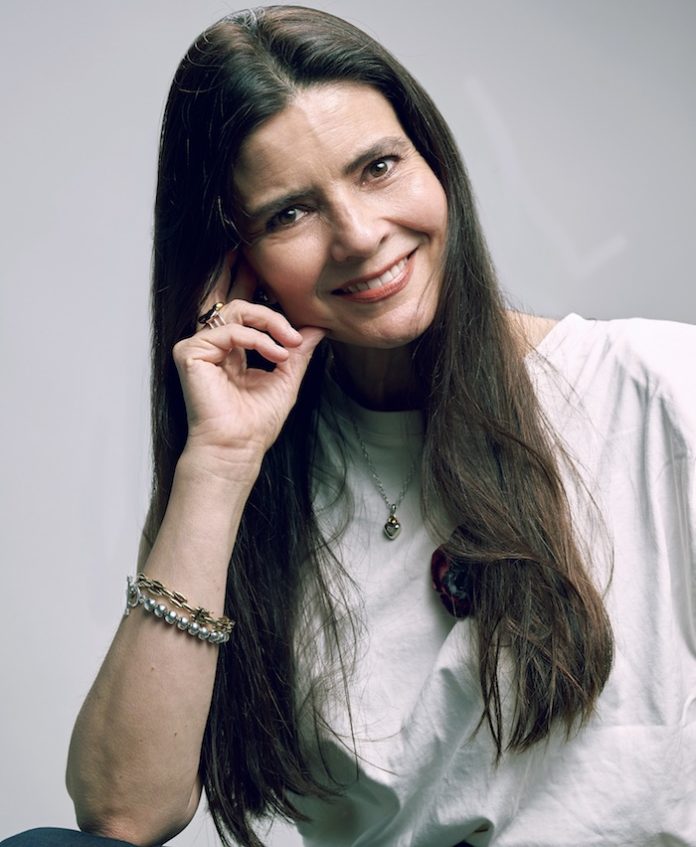 Isabel Revuelta rescata la historia de ocho mujeres en su libro “Hijas de la Historia 2”