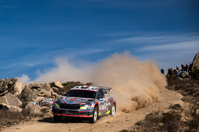 Miguel Granados mantiene el liderato de la WRC Masters Cup en Cerdeña