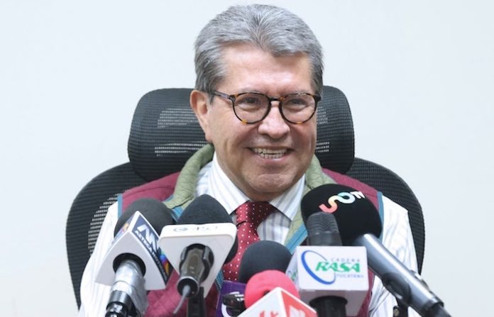 “No hay dinero para repartir”: Monreal advierte margen mínimo en Presupuesto 2027