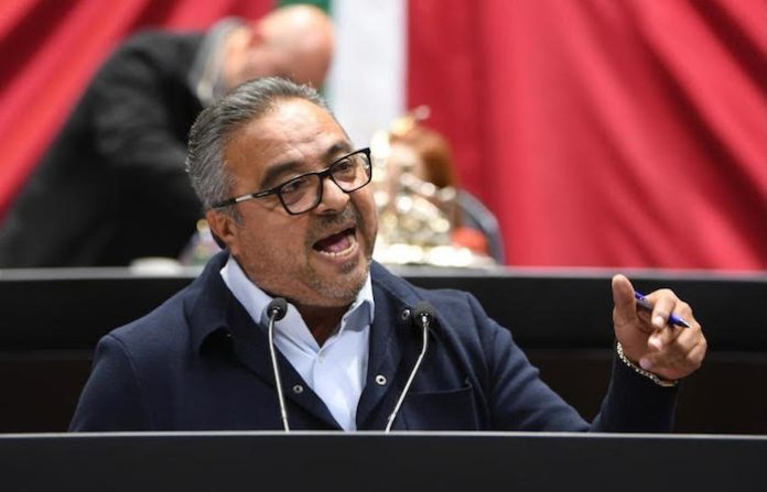Advierte Víctor Pérez que aumento de derechos ferroviarios y de transporte elevará costos para las familias